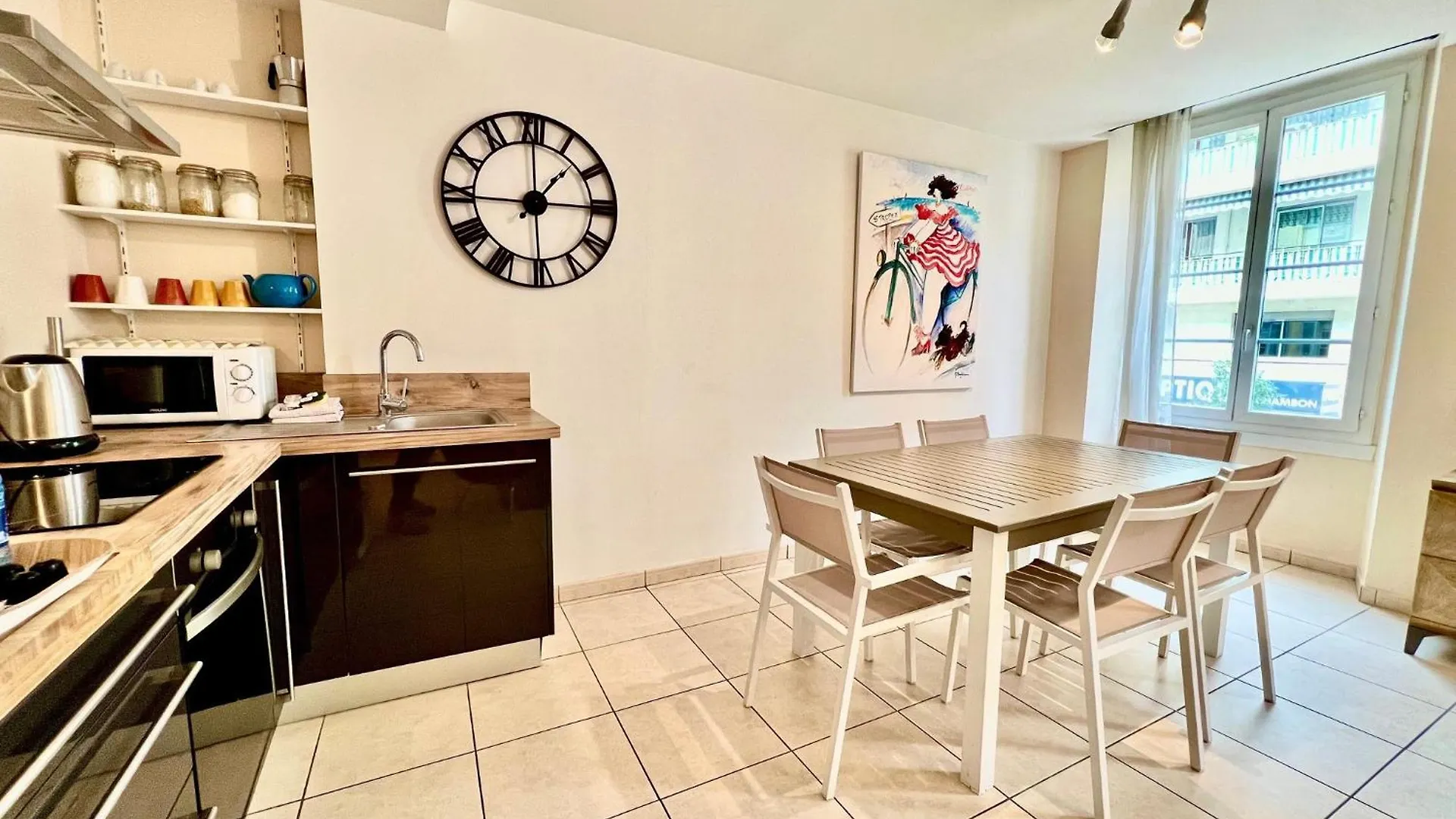 Appartement Aparthotel Riviera - Hotel Des Postes 2 - City Center Massena Nice