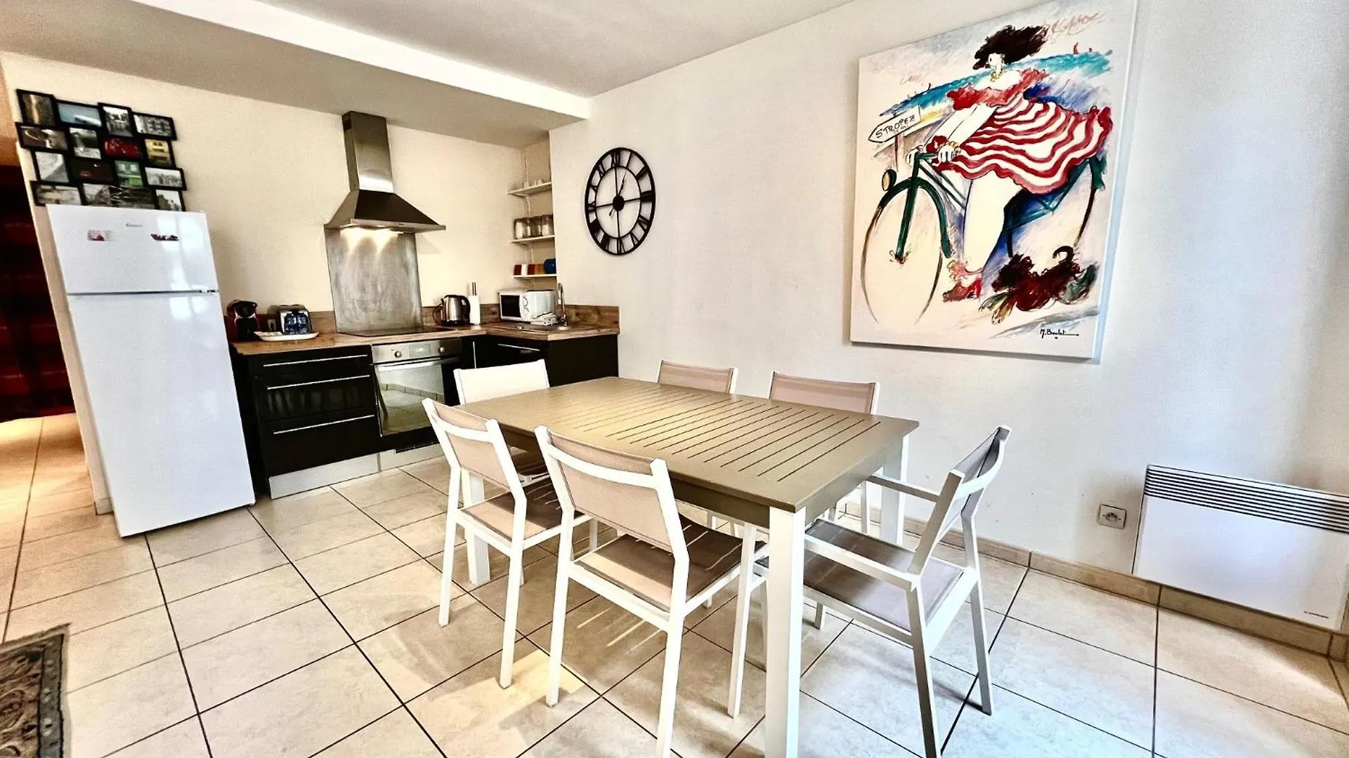 Aparthotel Riviera - Hotel Des Postes 2 - City Center Massena Nice France